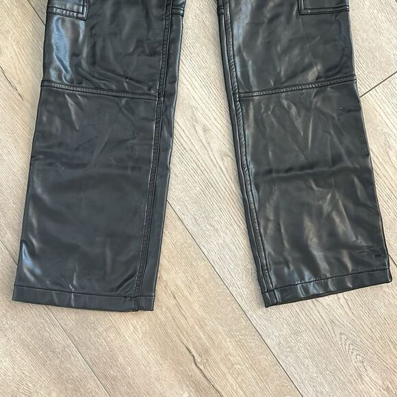 ABERCROMBIE CURVE LOVE VEGAN LEATHER THE 90s RELAXED HIGH RISE CARGO PANT SZ 23 - Picture 5 of 8